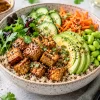 Киноа купа с темпе, авокадо и едамаме Quinoa bowl with tempeh, avocado and edamame